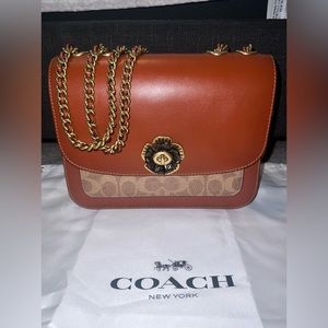 Coach Handbag 🤎